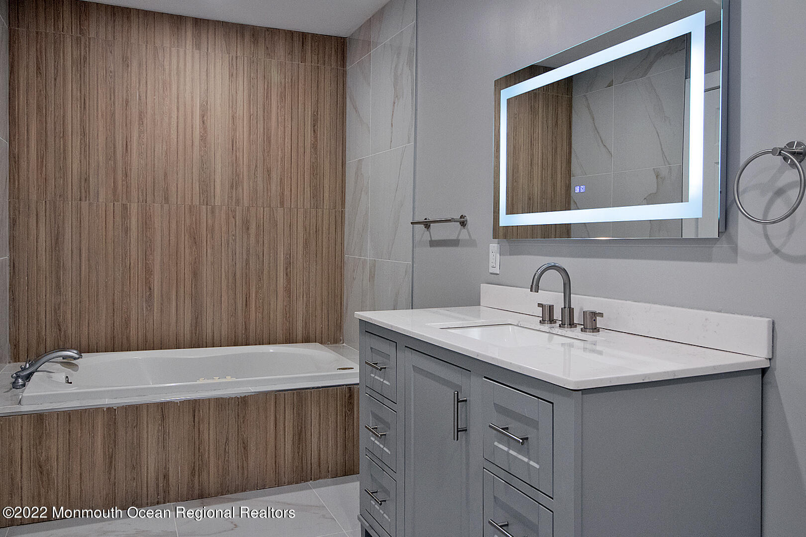 208 Pulaski Boulevard, Toms River, New Jersey image 40