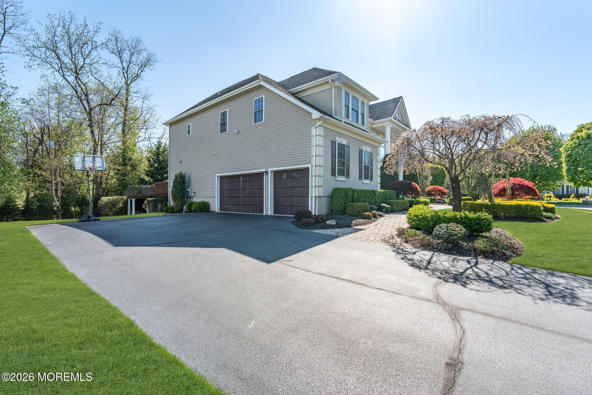 Marlboro, New Jersey, 07746, United States, 5 Bedrooms Bedrooms, ,5 BathroomsBathrooms,Residential,Active,2042175