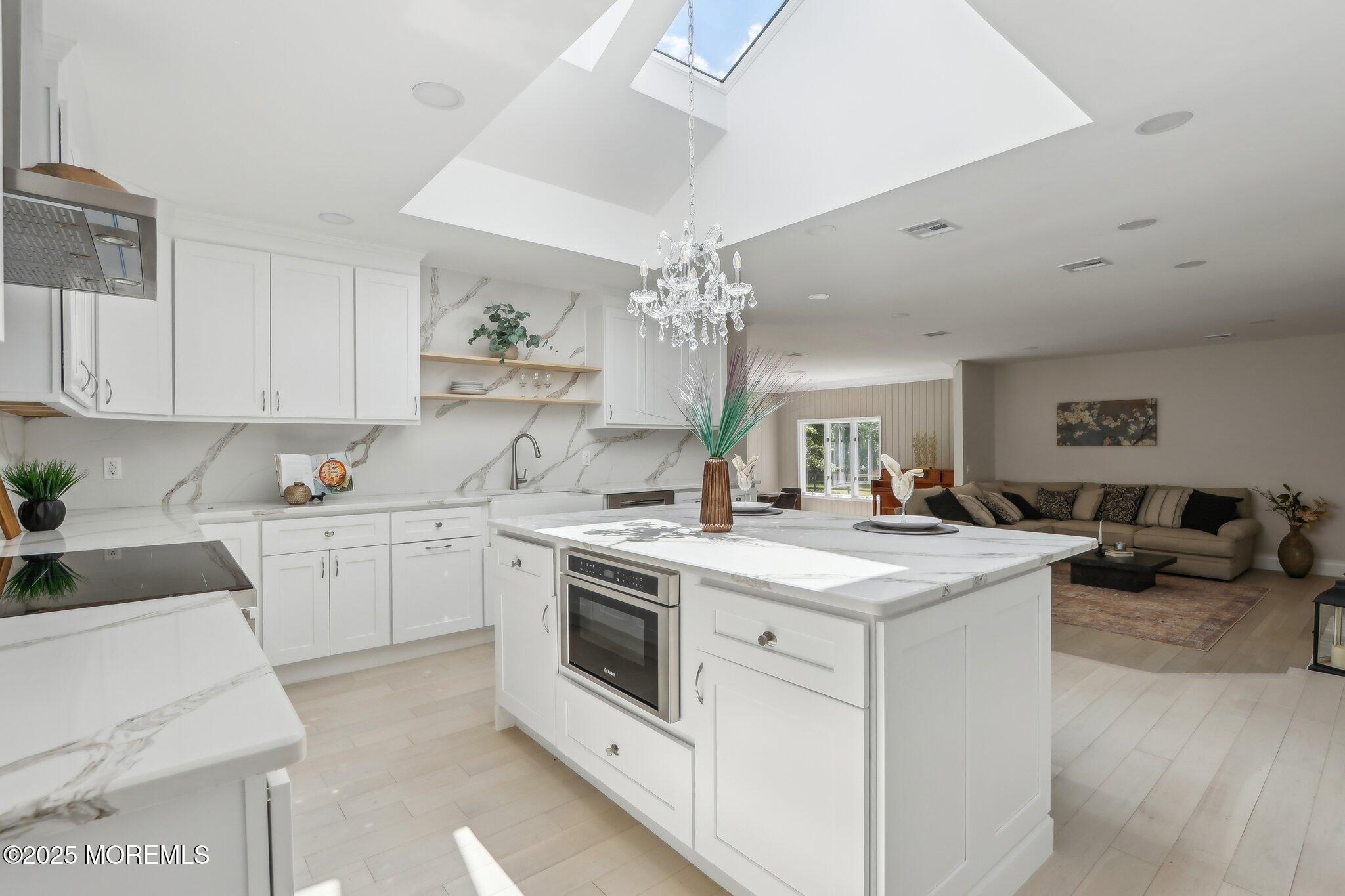 8 Olden Court, Colts Neck, New Jersey image 19