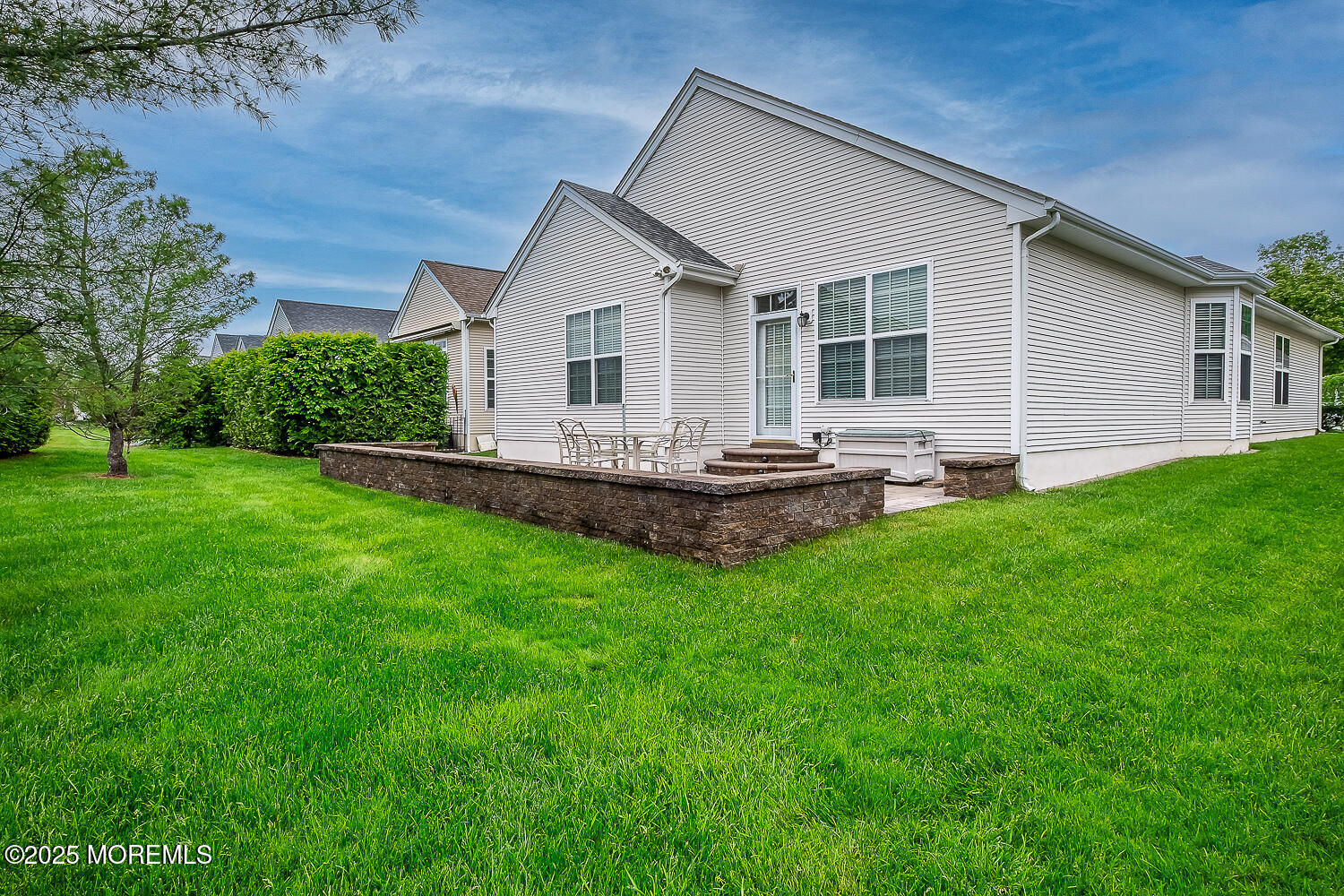 16 Kingston Drive, Jackson, New Jersey image 2