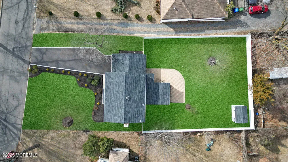 Eatontown, New Jersey 07724, United States, 3 Bedrooms Bedrooms, ,3 BathroomsBathrooms,Residential,Pending,4542