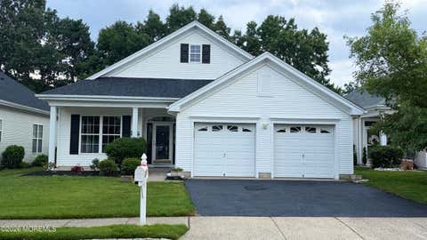 Homes For Sale - 42 Greenways Lane<br/> Ocean County, Lakewood, NJ 08701