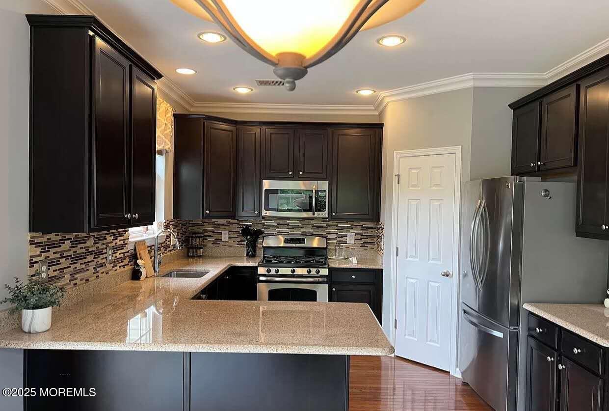102 Warbler Way 1000
