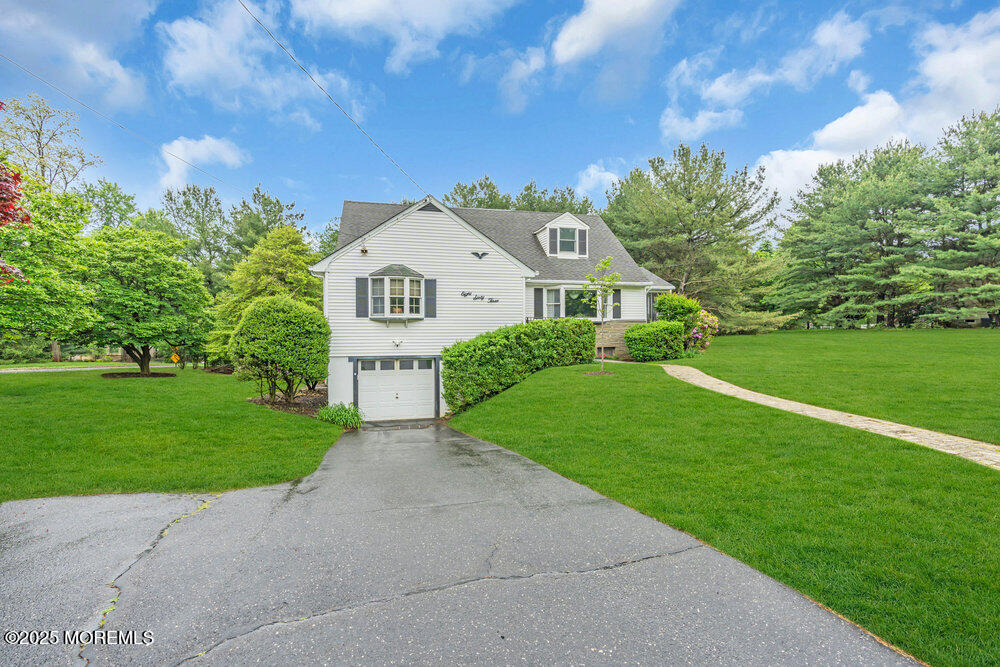 863 Holmdel Road, Holmdel, New Jersey image 7