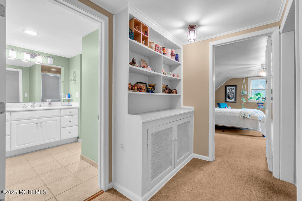 863 Holmdel Road, Holmdel, New Jersey image 32
