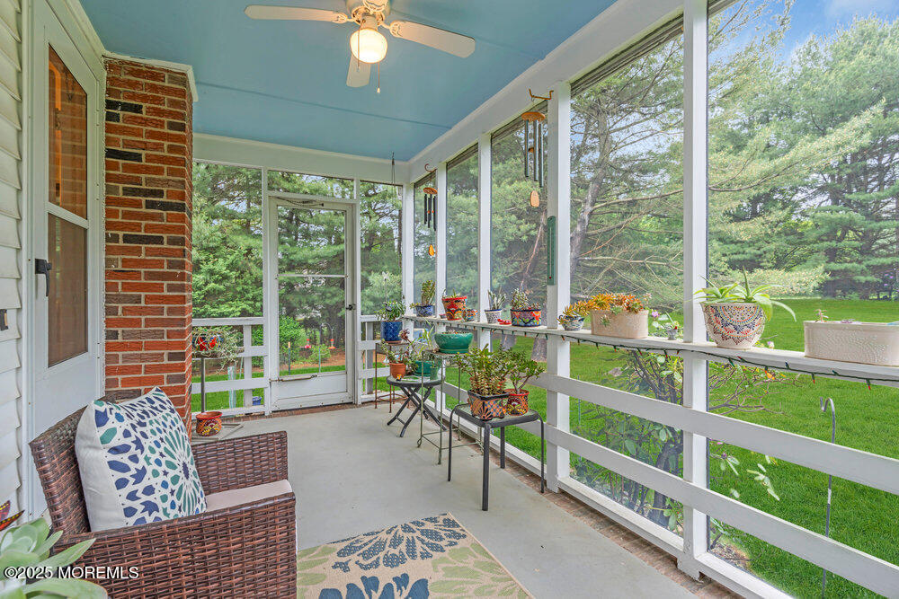 863 Holmdel Road, Holmdel, New Jersey image 13