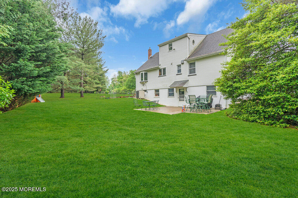 863 Holmdel Road, Holmdel, New Jersey image 11