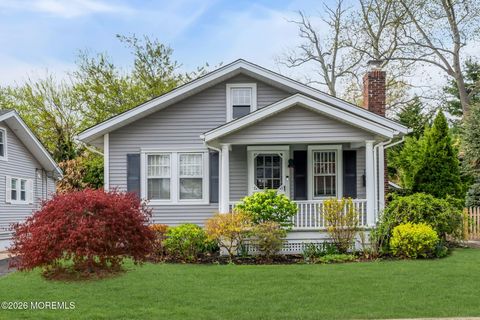 Photo of 16 Wardell Place, Ocean Twp, NJ 07712 (MLS # 22611204)