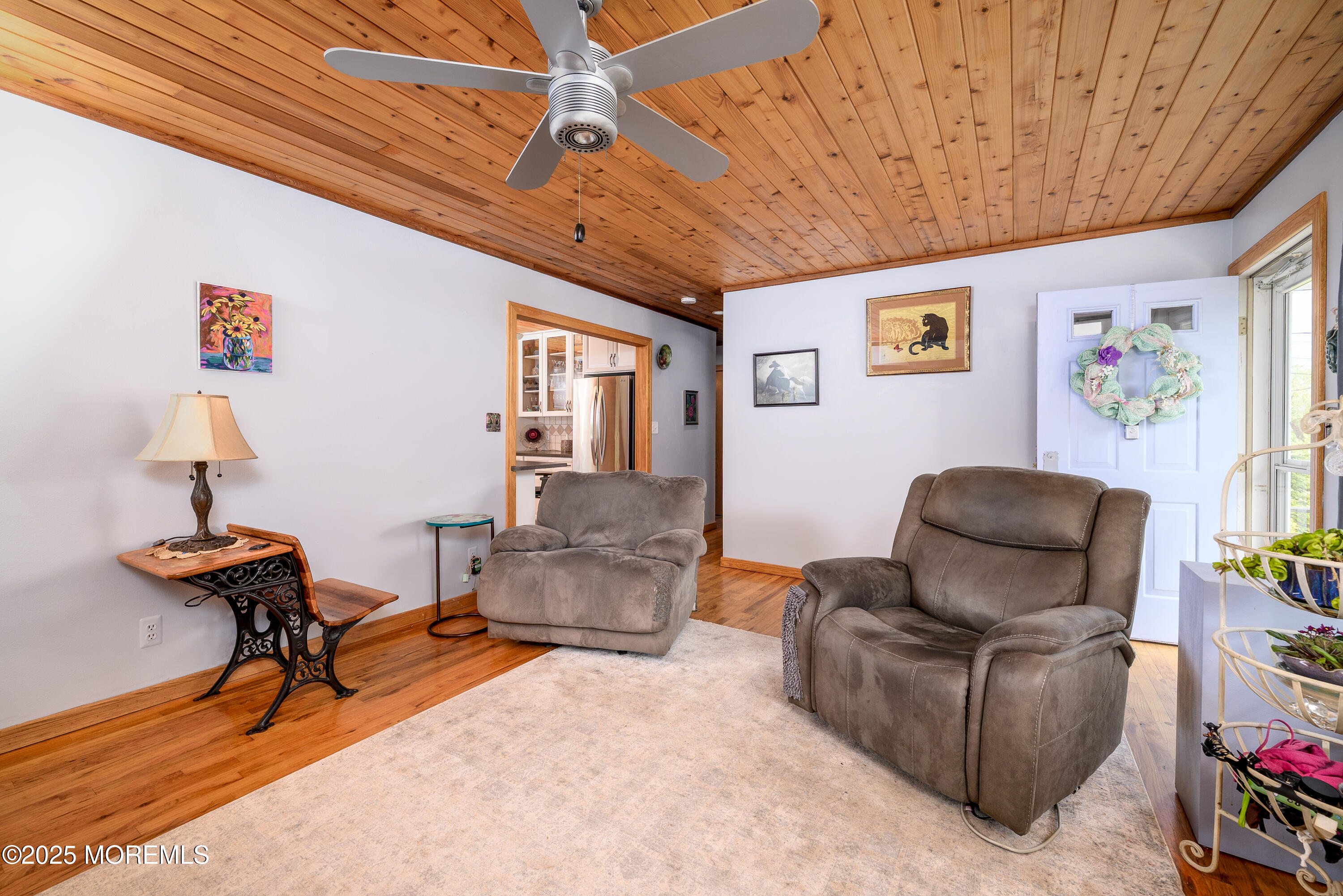 5 Darien Circle, Howell, New Jersey image 10
