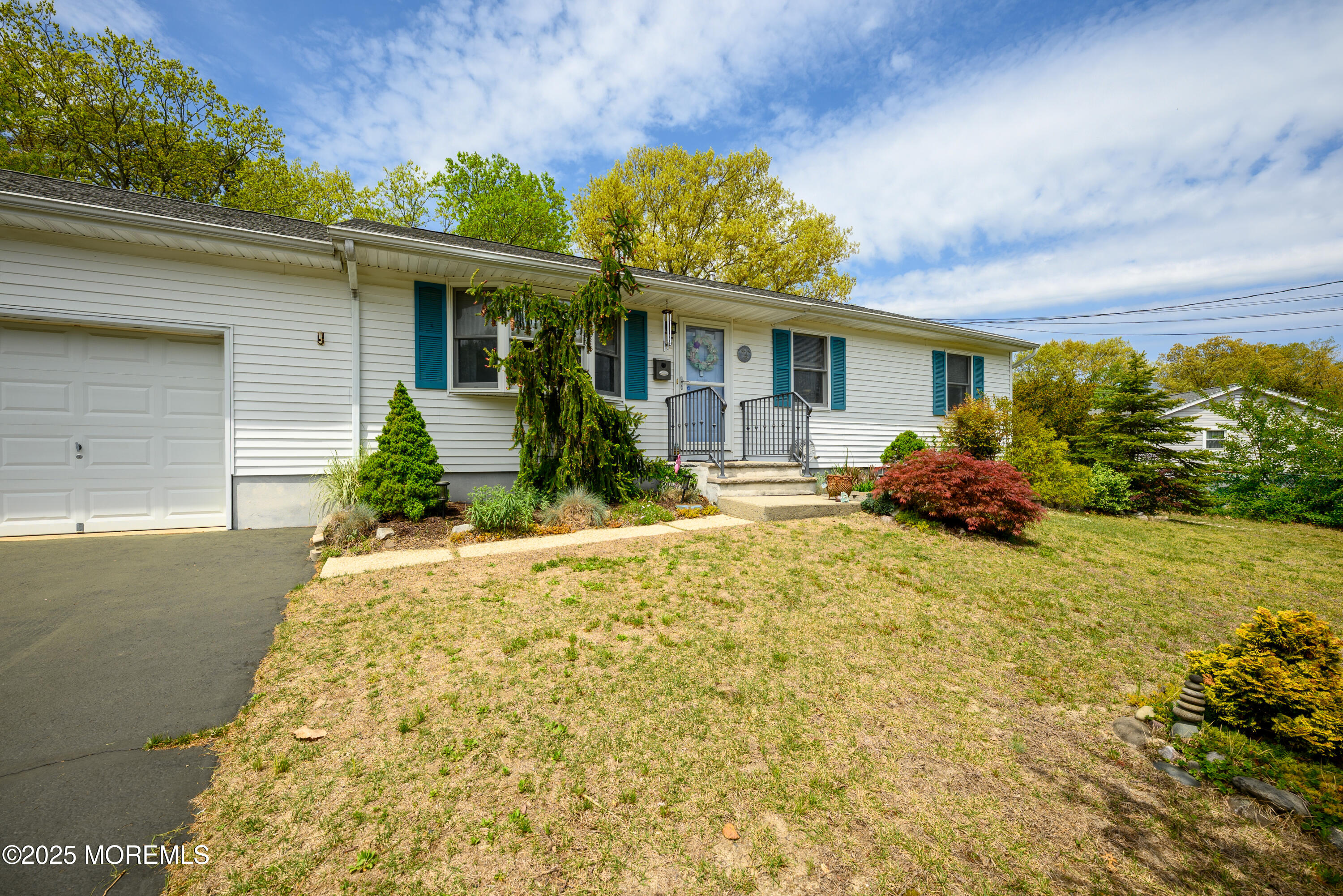 5 Darien Circle, Howell, New Jersey image 36