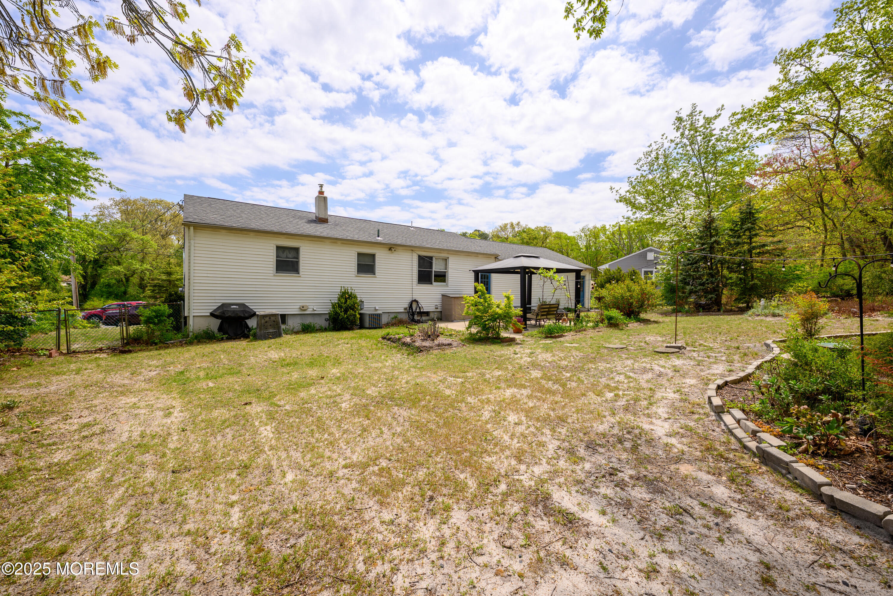 5 Darien Circle, Howell, New Jersey image 35