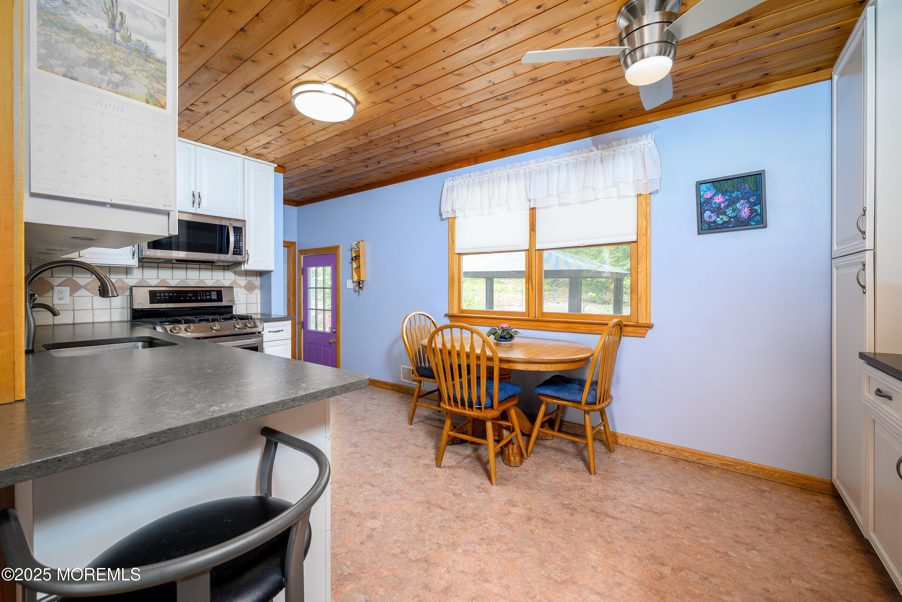 5 Darien Circle, Howell, New Jersey image 7