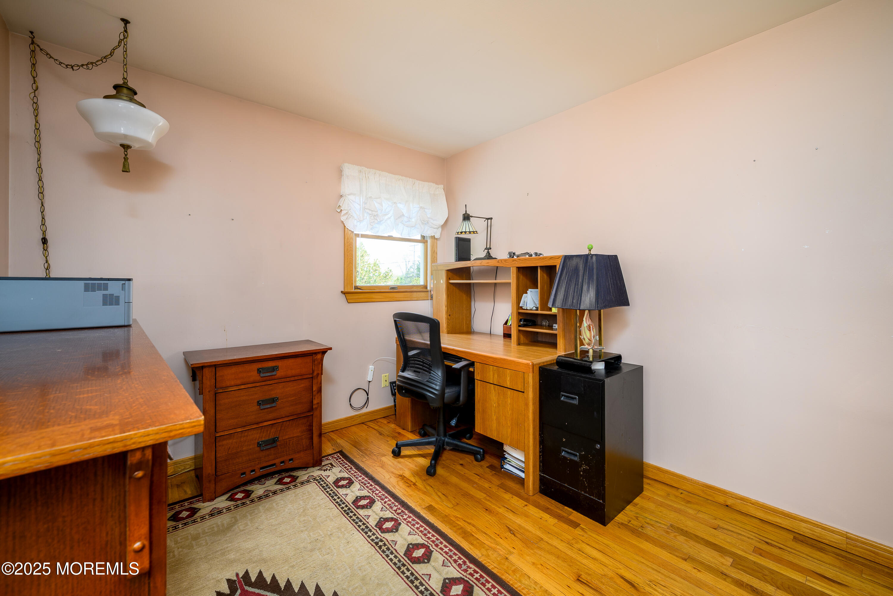 5 Darien Circle, Howell, New Jersey image 18