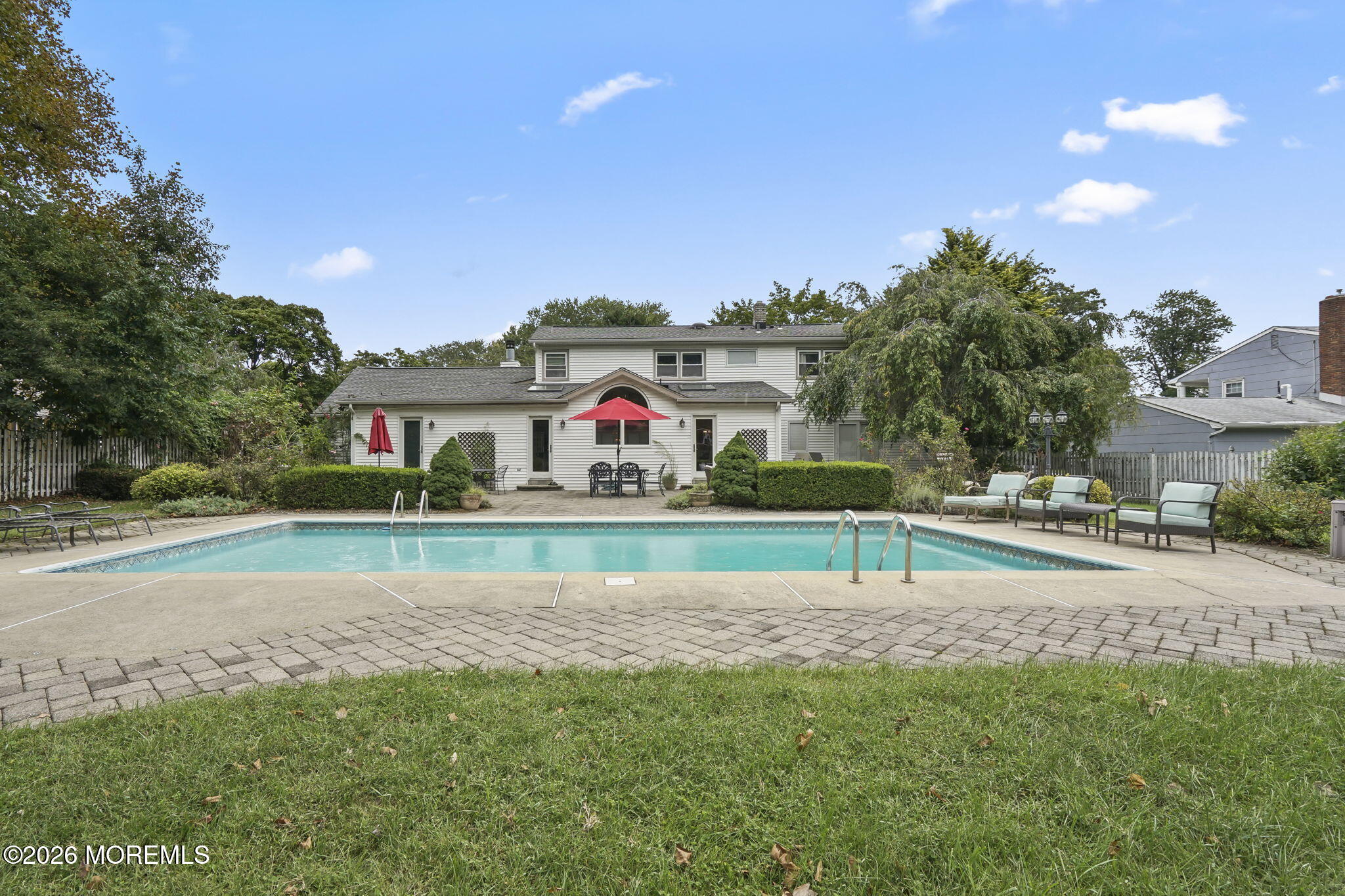 11 Lake Ontario Lane