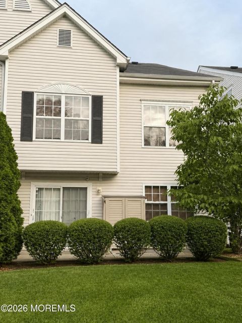 Condo For Sale - 30 Saint Paul Court<br/> Tinton Falls, NJ 07712