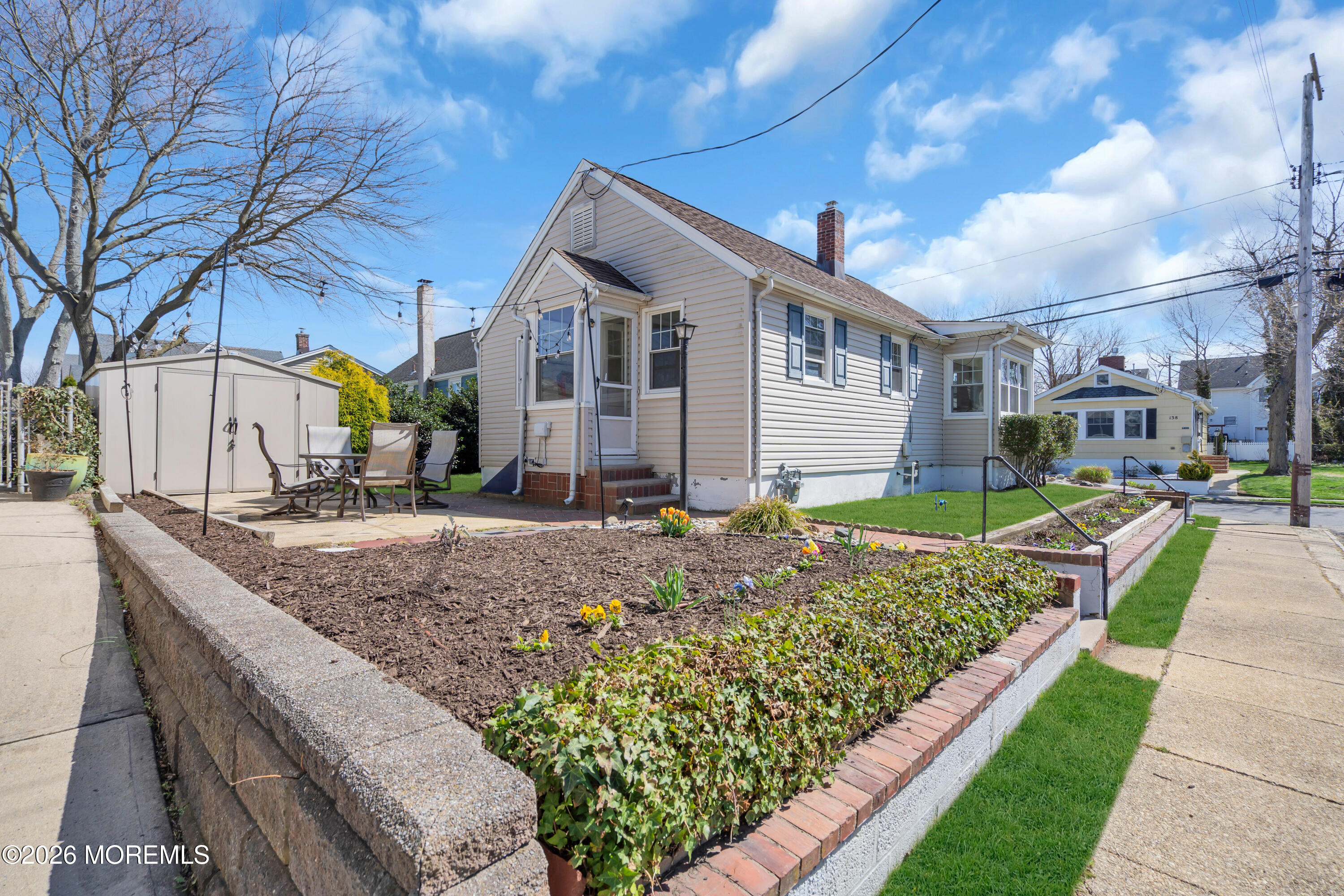 137 Inskip Avenue