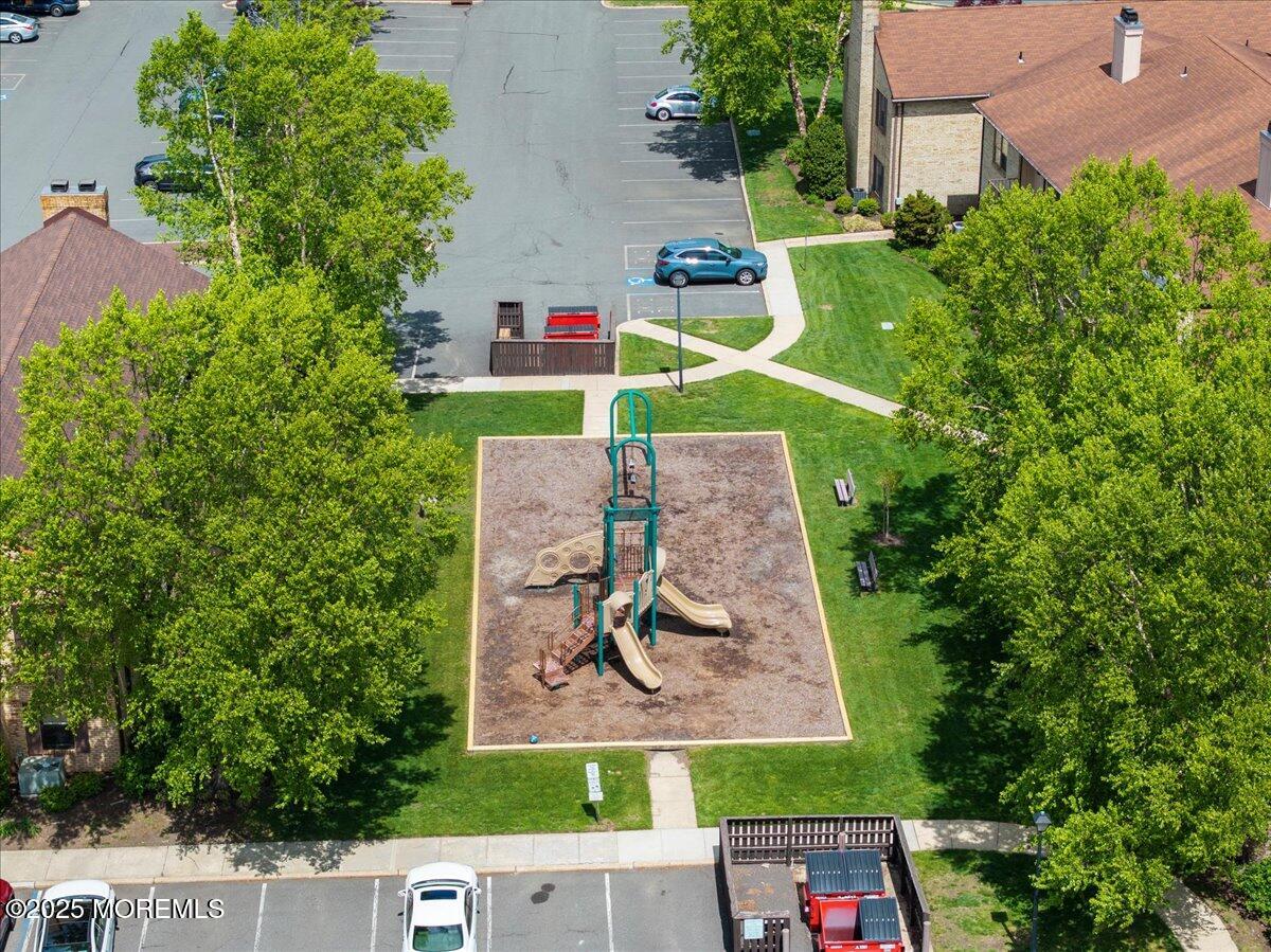 512 Wellington Place, Matawan, New Jersey image 32