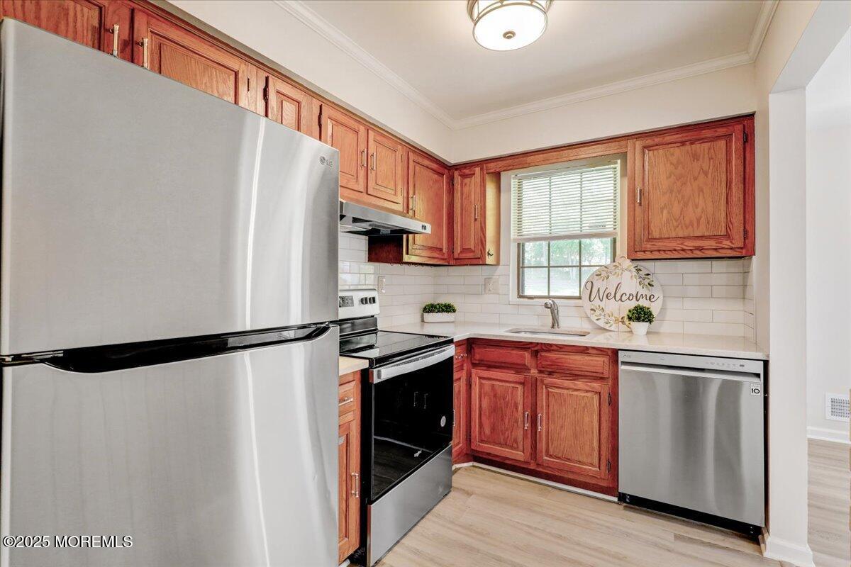 512 Wellington Place, Matawan, New Jersey image 6