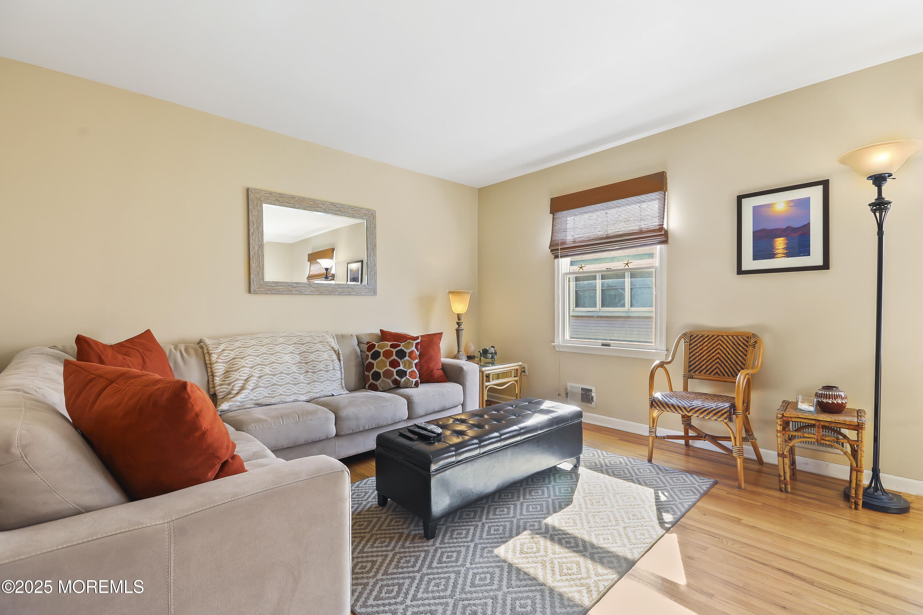 1001 Central Avenue 5