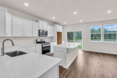 Photo of 303 Mantoloking Drive, Jackson, NJ 08527 (MLS # 22610469)