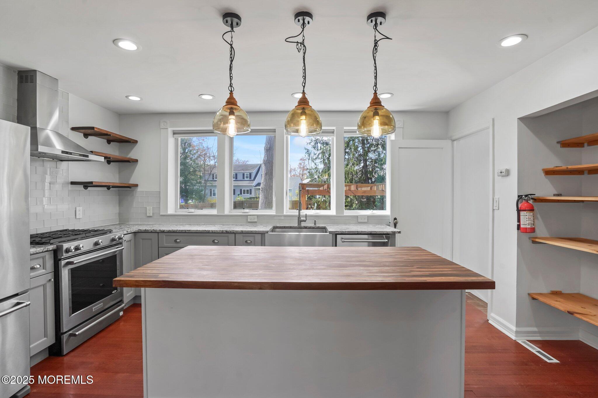 230 Highland Drive, Milltown, New Jersey image 13