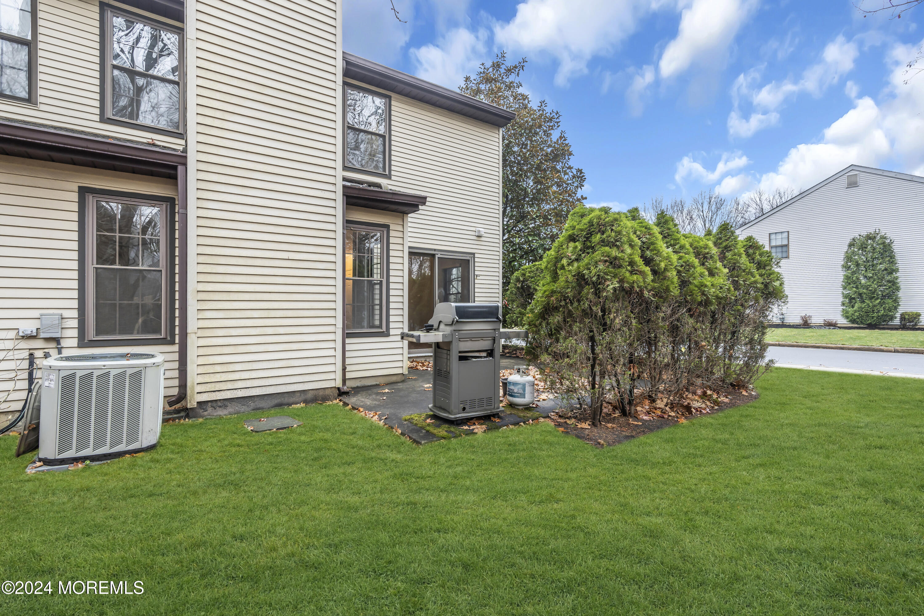 67 Horseshoe Court, Oceanport, New Jersey image 33