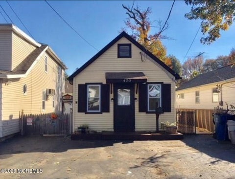 Photo of 470 Brookside Avenue, Laurence Harbor, NJ 08879 (MLS # 22619454)