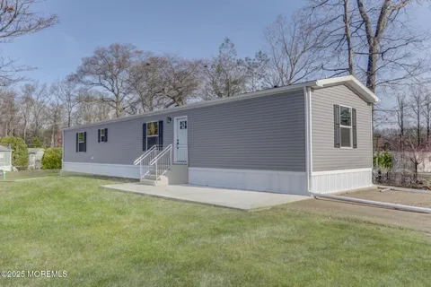 MLS: 22509607