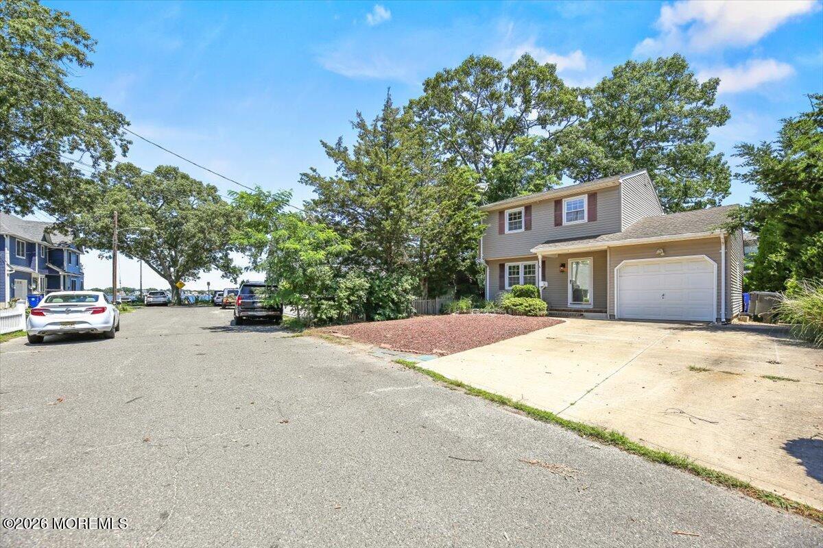 5 Morey Lane