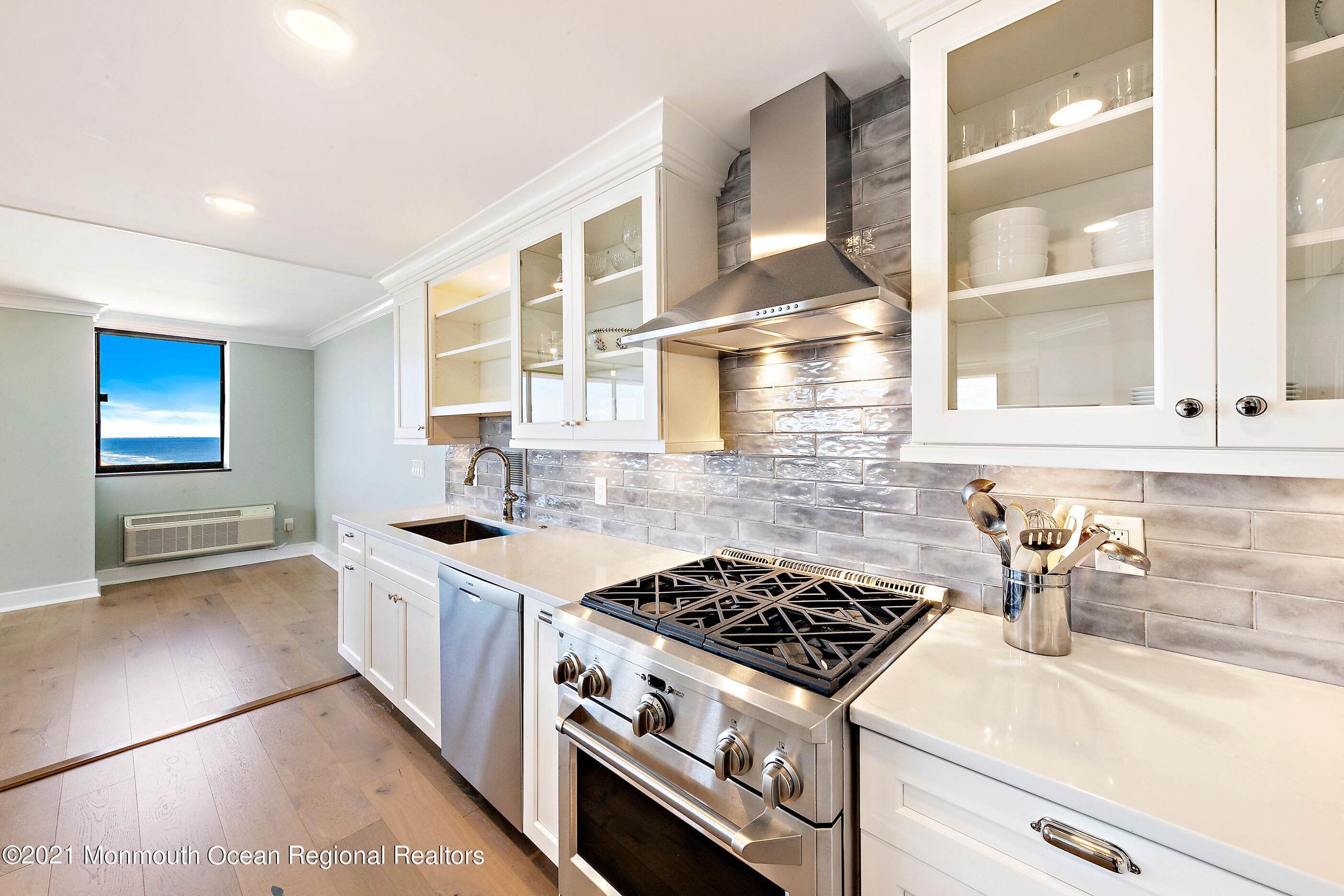55 Ocean Avenue #12B, Monmouth Beach, New Jersey image 12