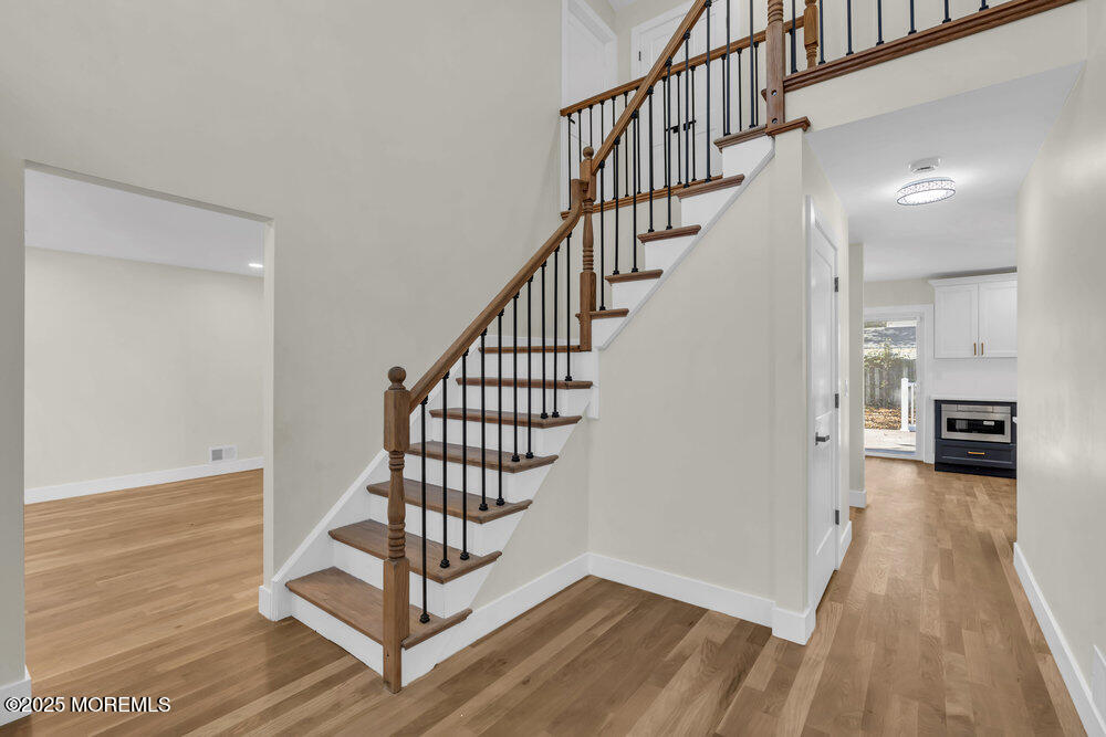 207 Gilford Avenue, Island Heights, New Jersey image 11