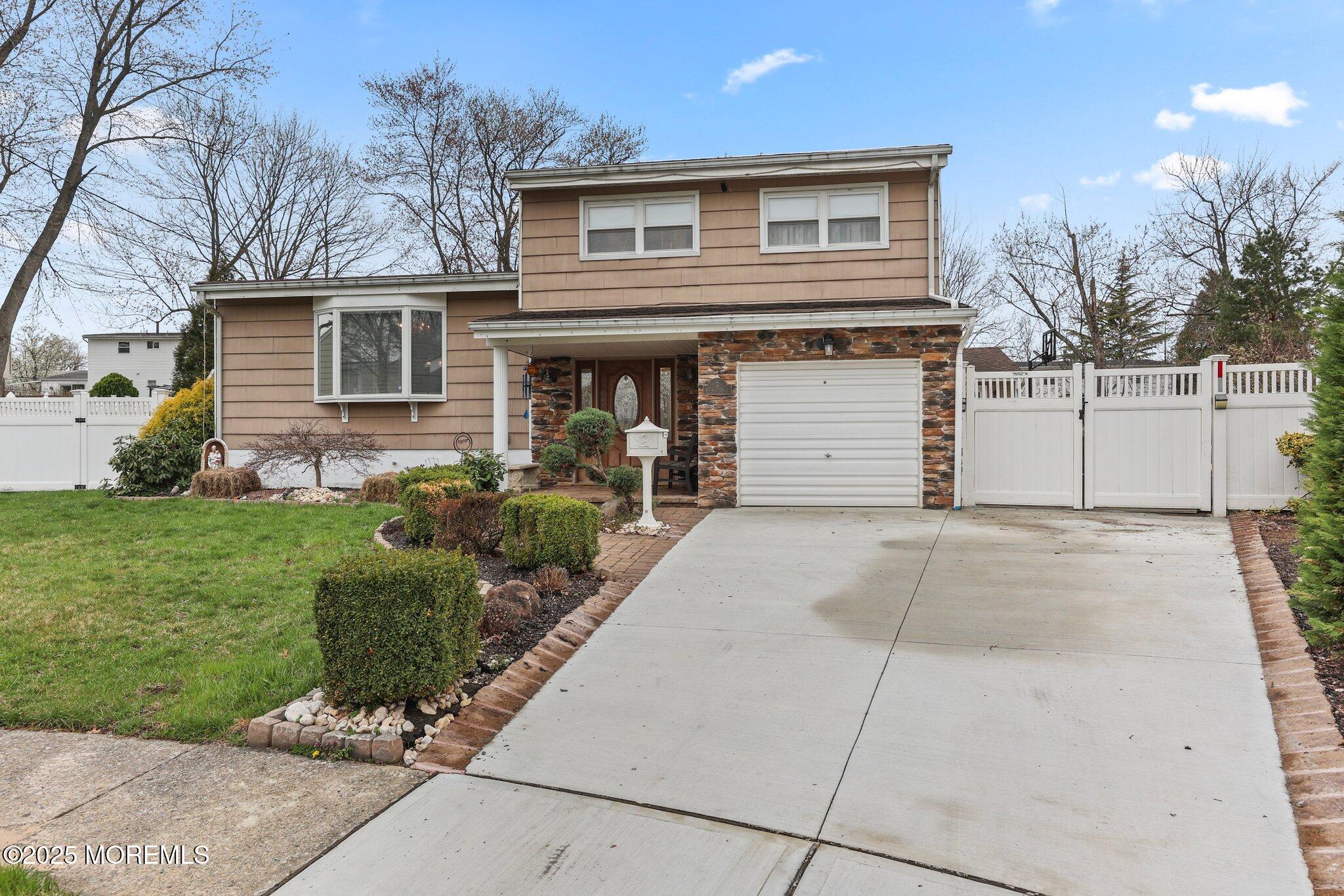 7 Piedmont Drive, Old Bridge, New Jersey image 1