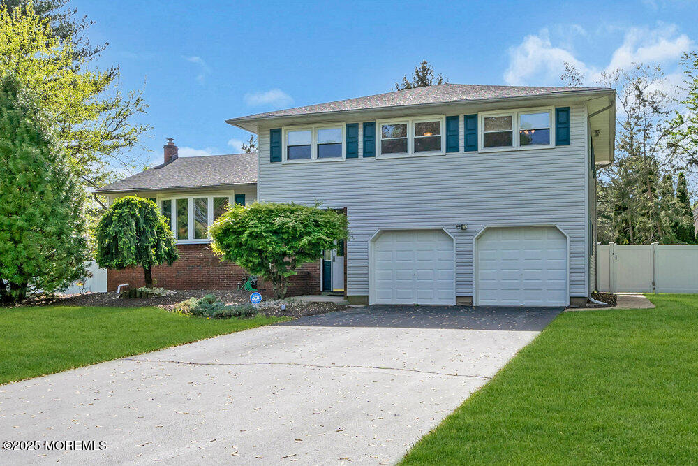 2 Doral Court, Manalapan, New Jersey image 2