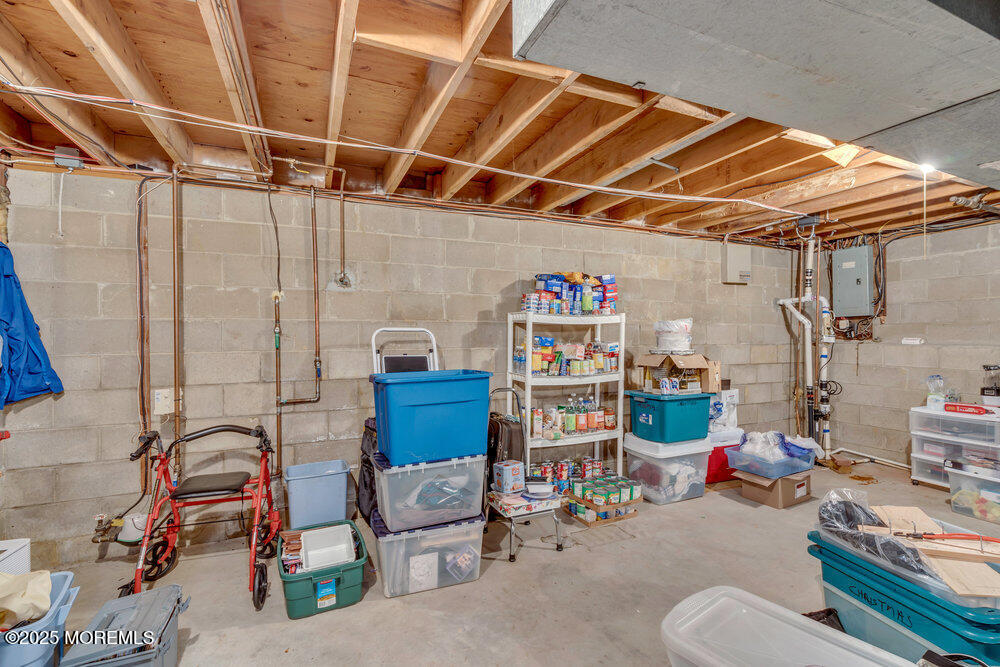 2 Doral Court, Manalapan, New Jersey image 11