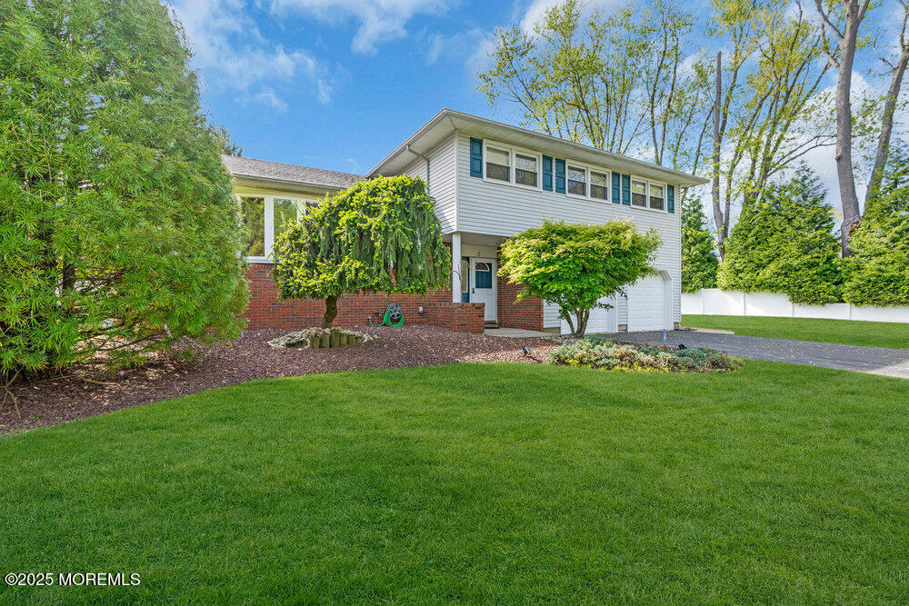 2 Doral Court, Manalapan, New Jersey image 3