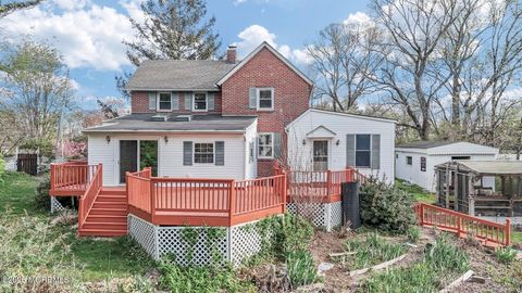 Photo of 42 Bayberry Lane, Middletown, NJ 07748 (MLS # 22610622)