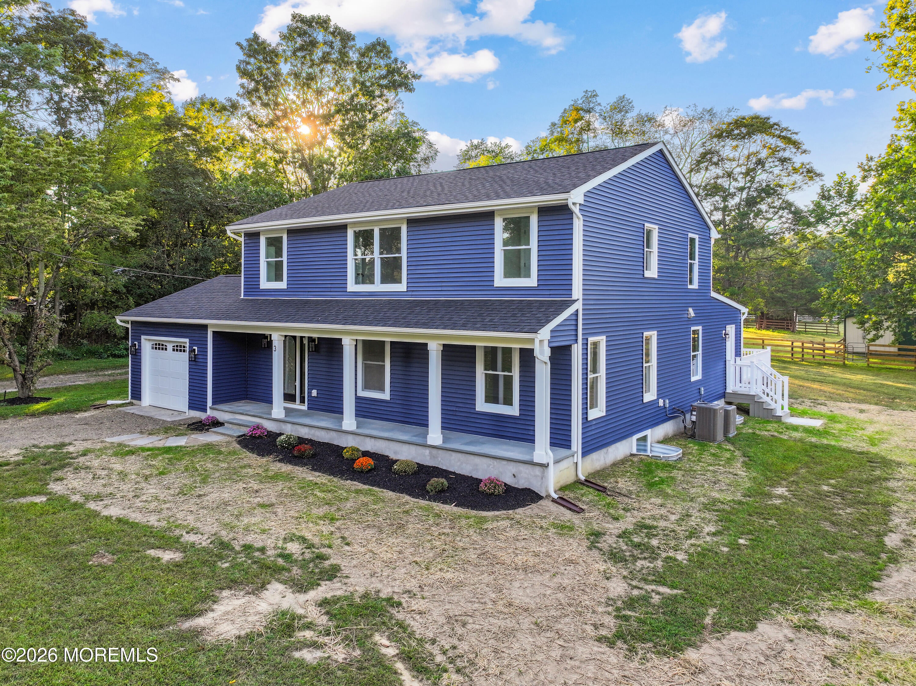 3 E Caines Drive