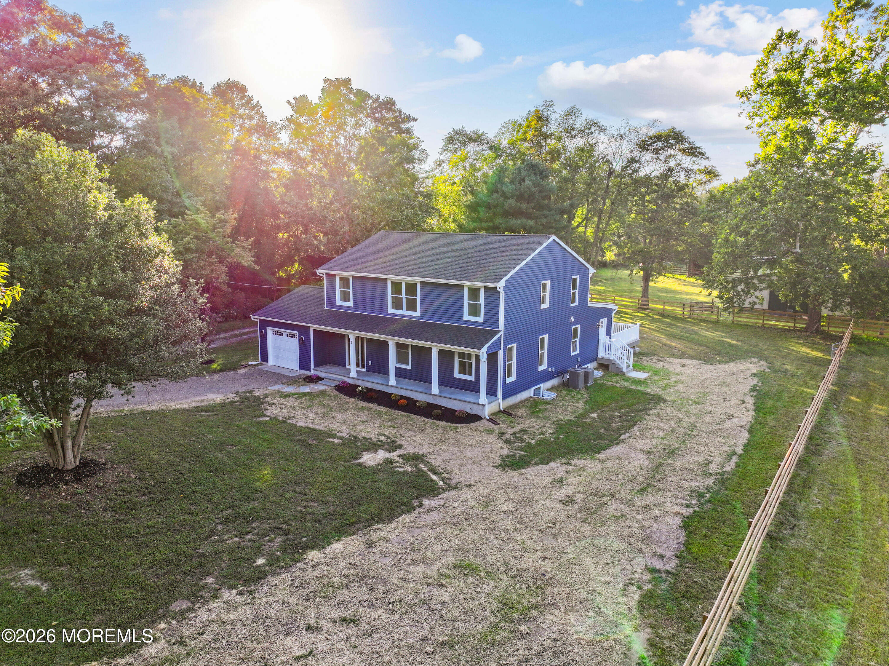 3 E Caines Drive