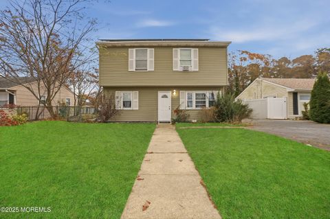 Photo of 537 Holly Village Lane, Toms River, NJ 08753 (MLS # 22535373)