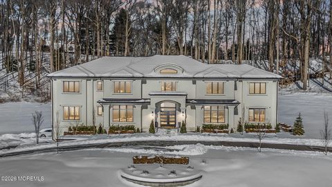 Homes For Sale - 30 Winchester Lane<br/> Holmdel, NJ 07733