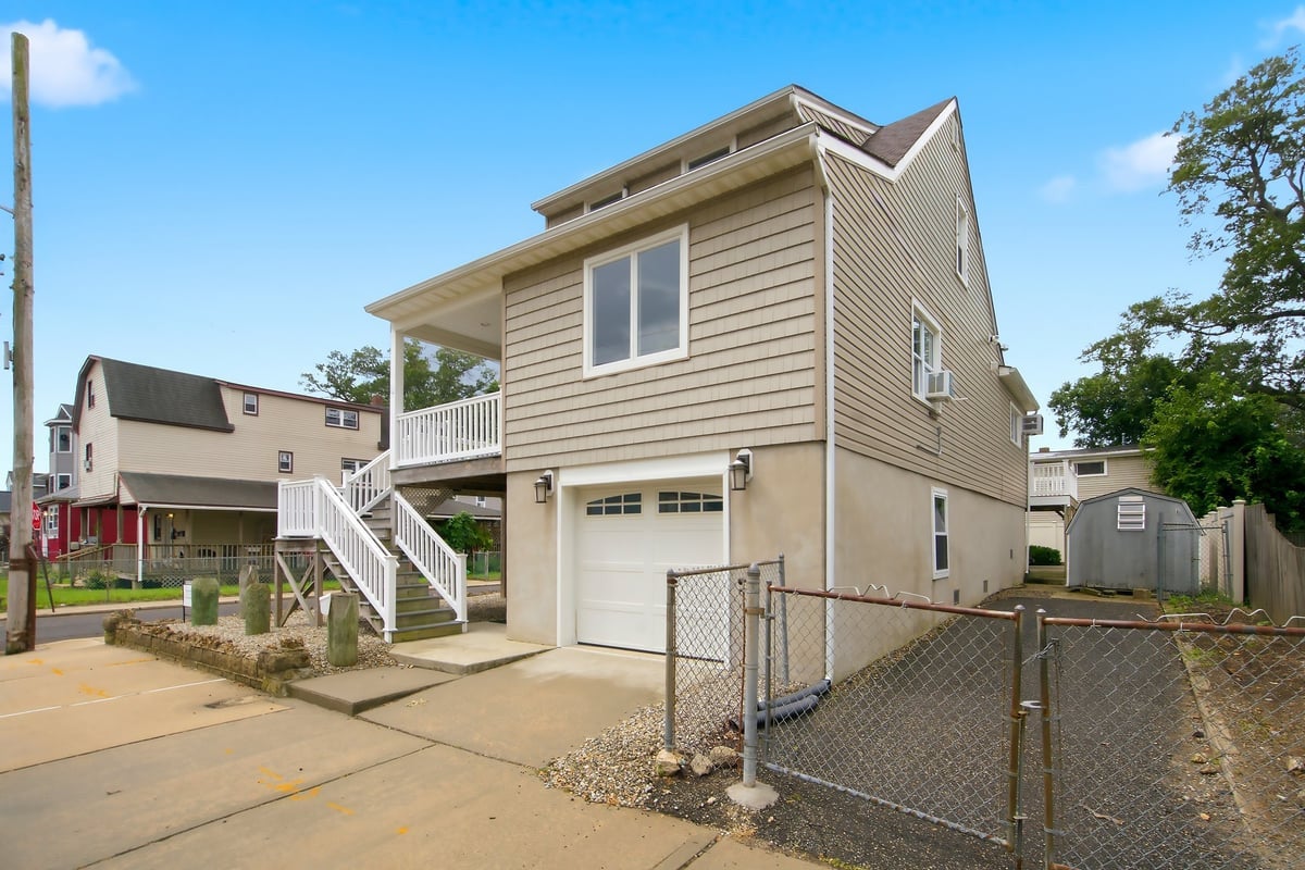 11 Fox Avenue
