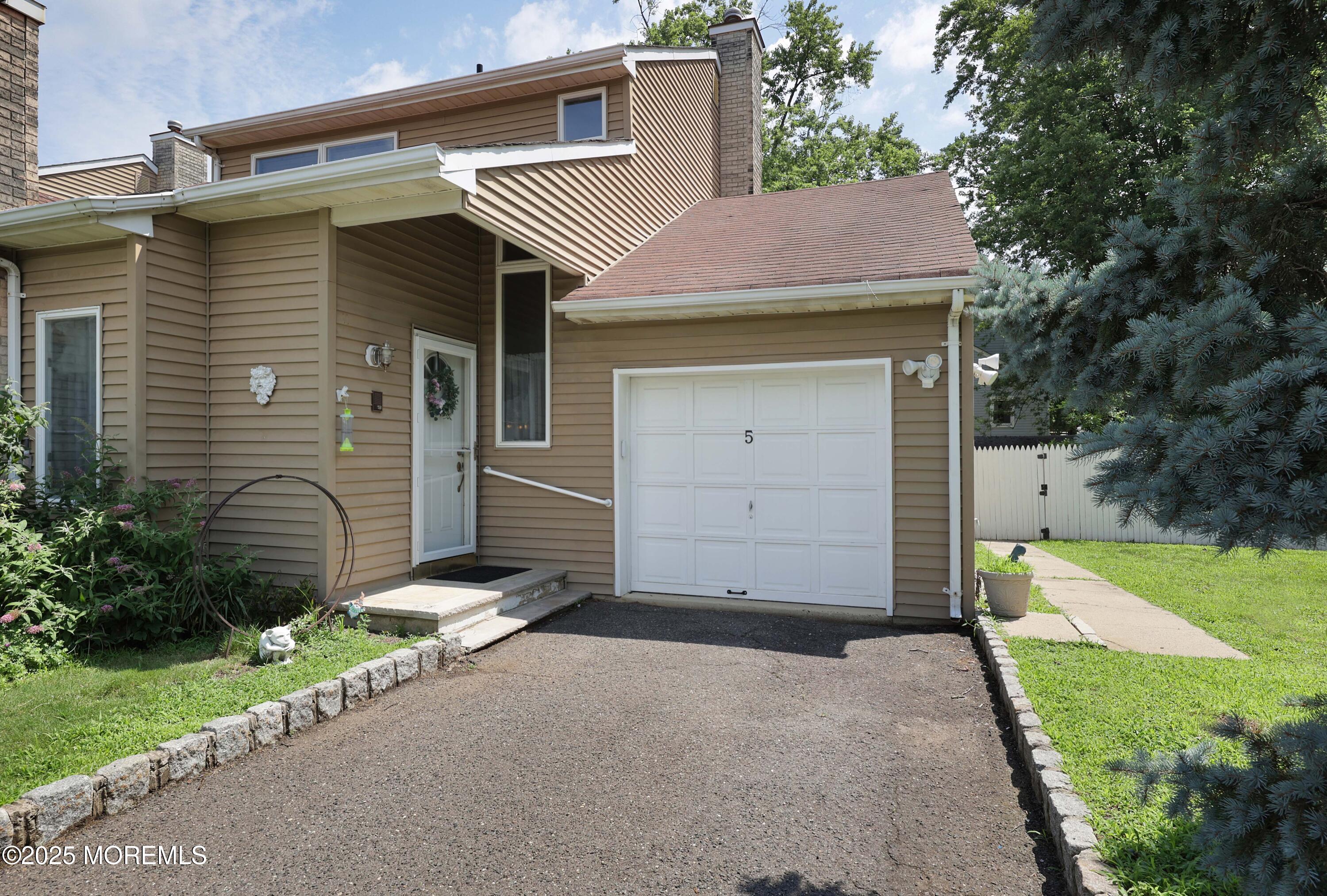 5 Oyster Creek Drive