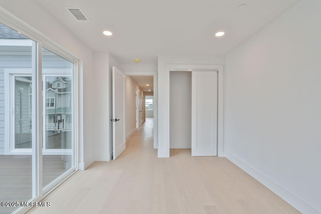 1 Railroad Avenue C1