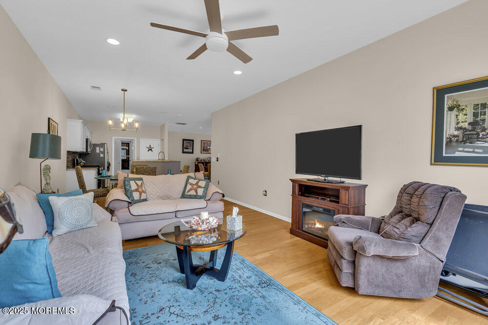 65 Golden Willows Avenue, Lakewood, New Jersey image 11