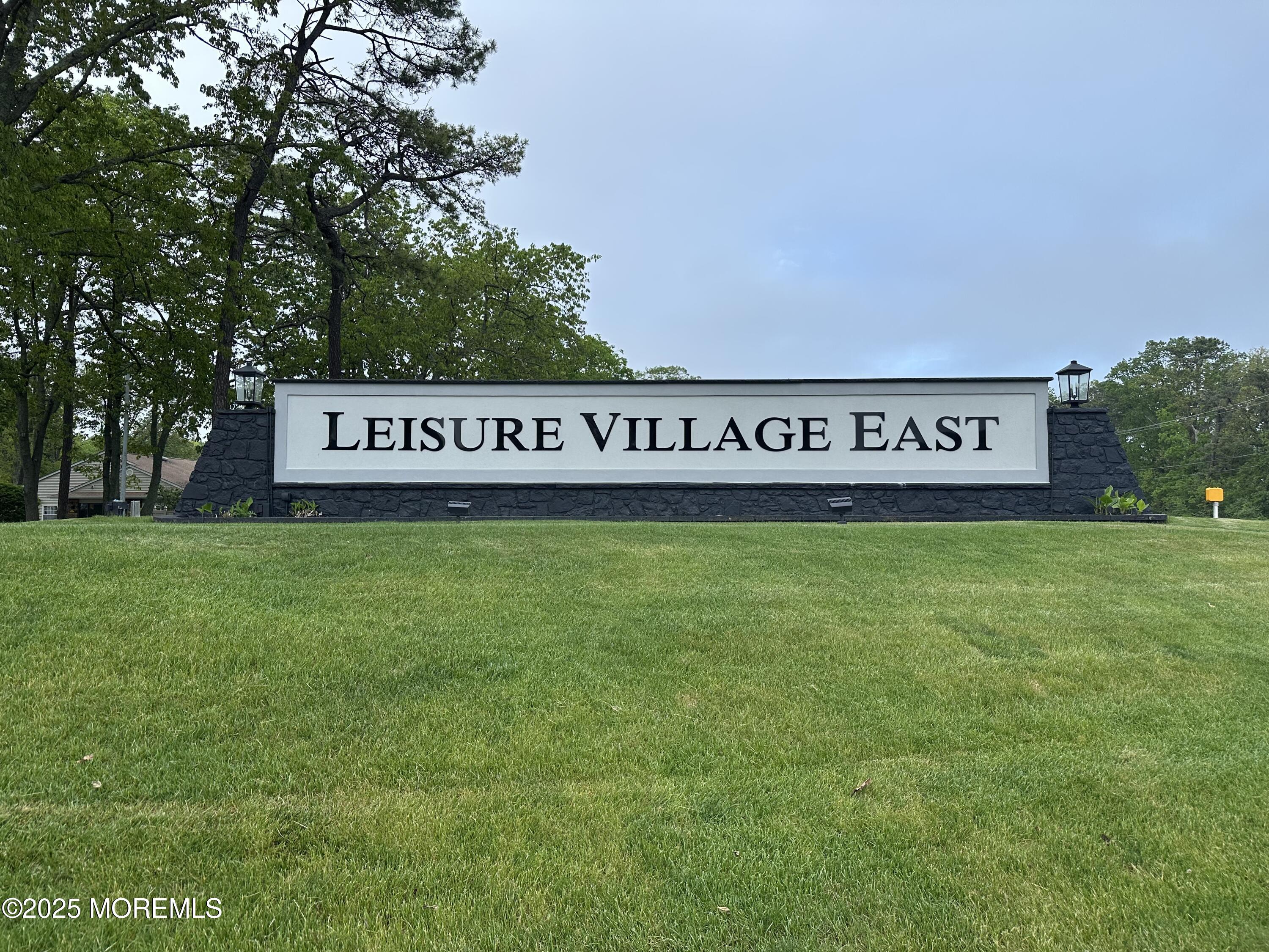 1056A Argyll Circle, Lakewood, New Jersey image 42