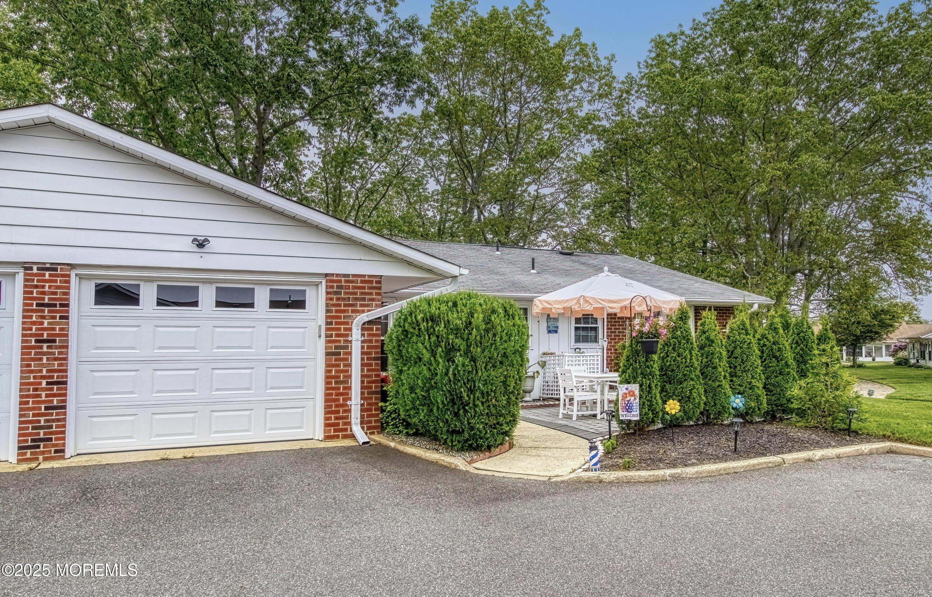 1056A Argyll Circle, Lakewood, New Jersey image 38
