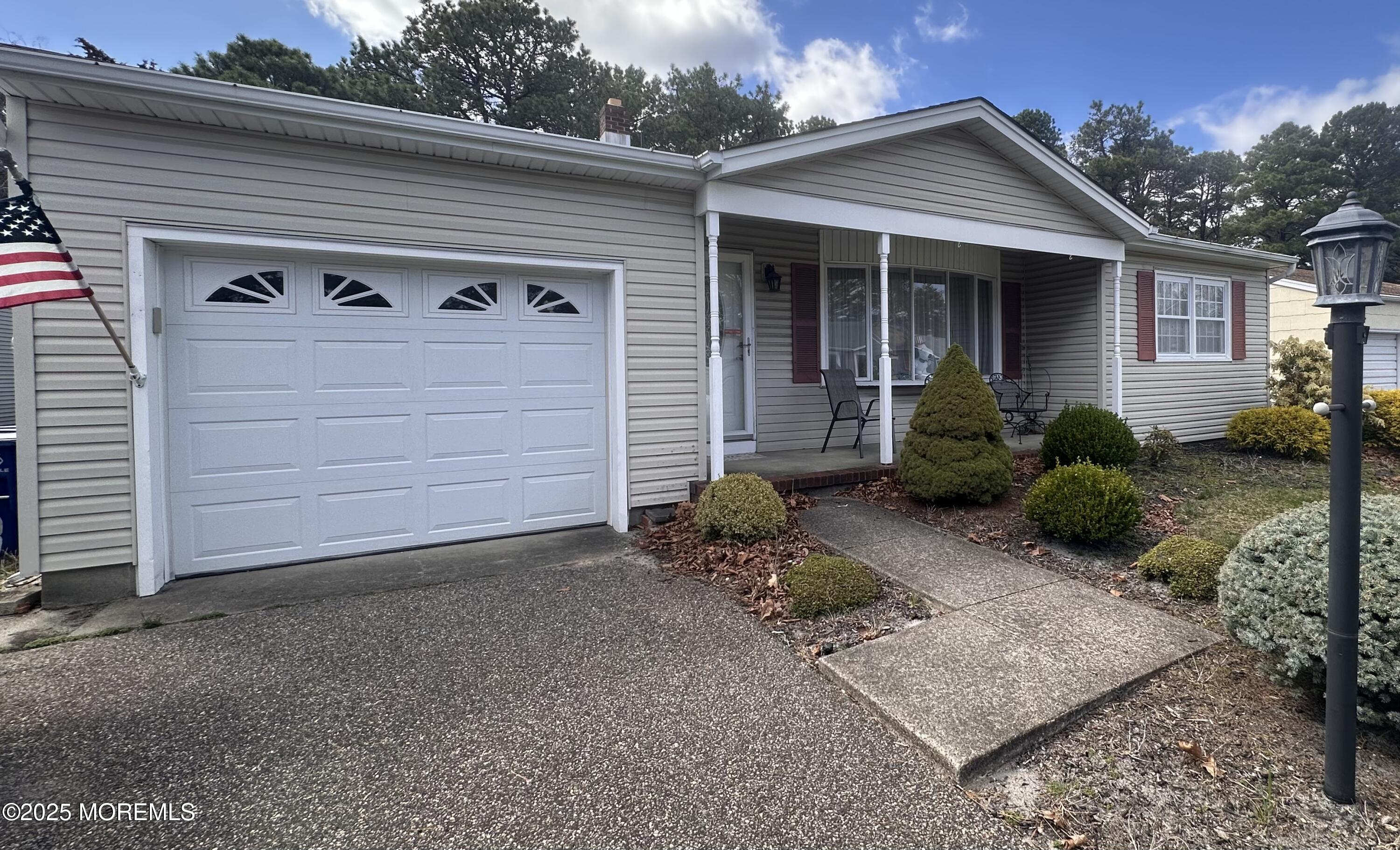 73 Sheepshead Drive, Toms River, New Jersey image 2