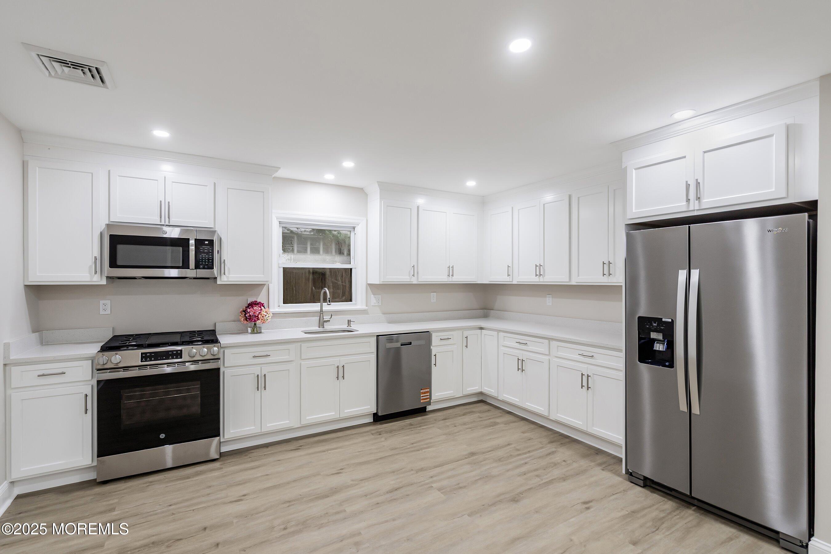 512 Leonardville Road, Belford, New Jersey image 7