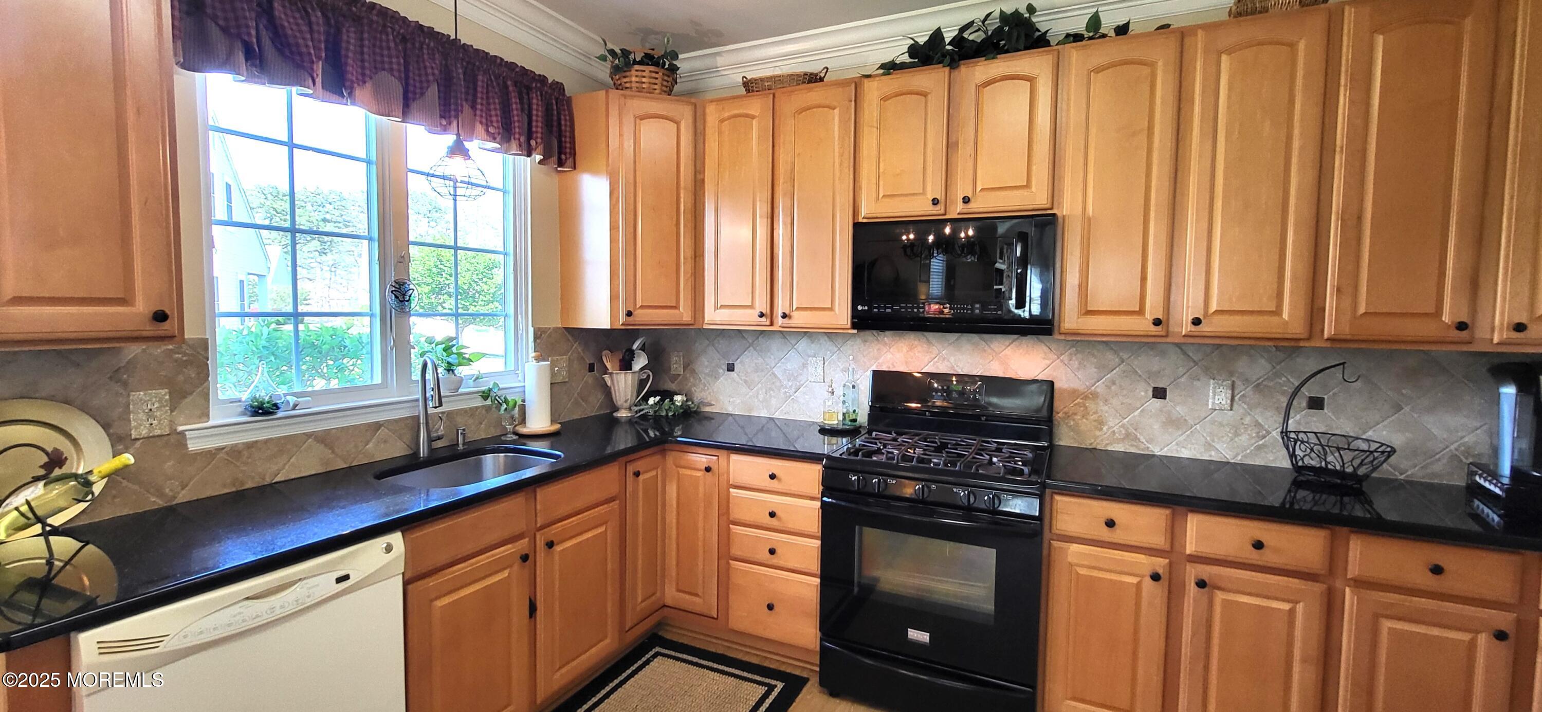 8 Eagleswood Drive, Waretown, New Jersey image 8