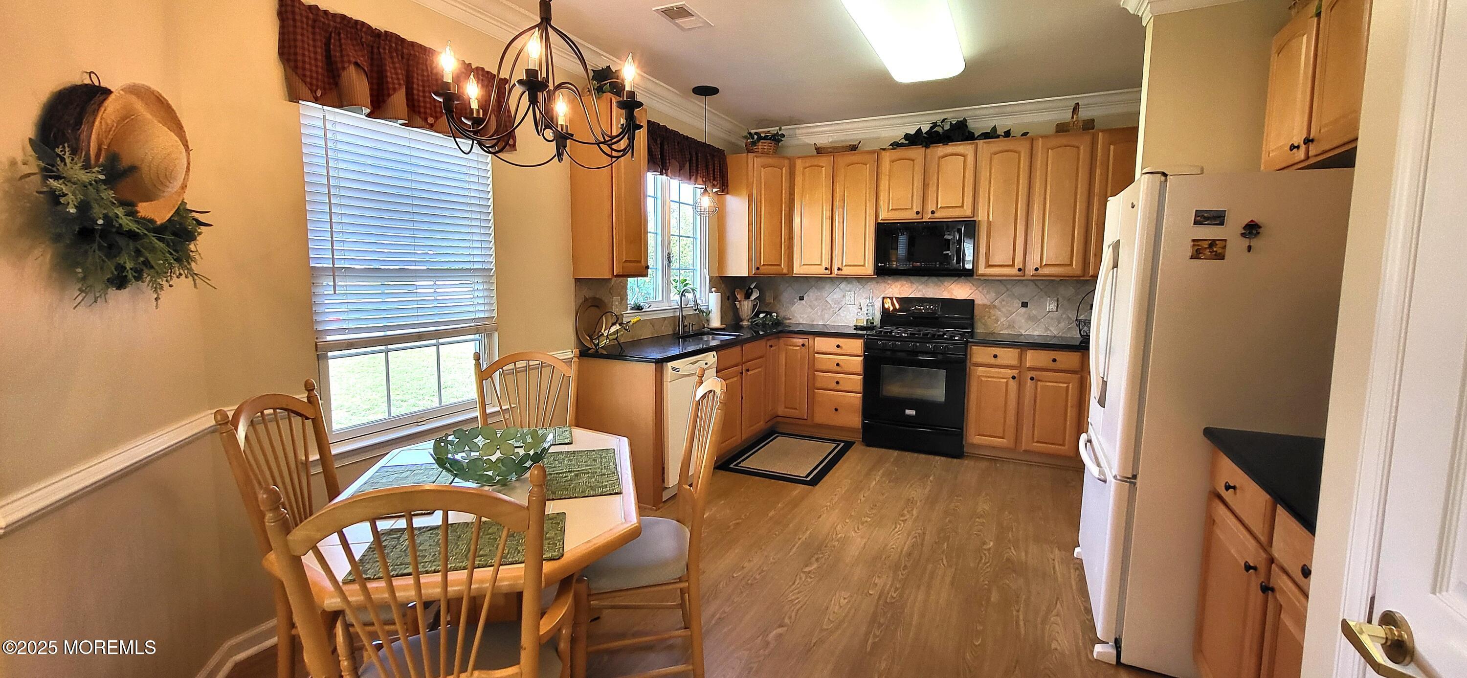 8 Eagleswood Drive, Waretown, New Jersey image 9